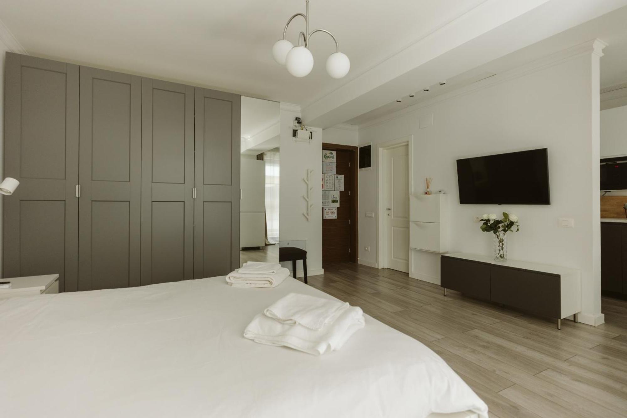 Parliament City Studios Bucureşti Ngoại thất bức ảnh